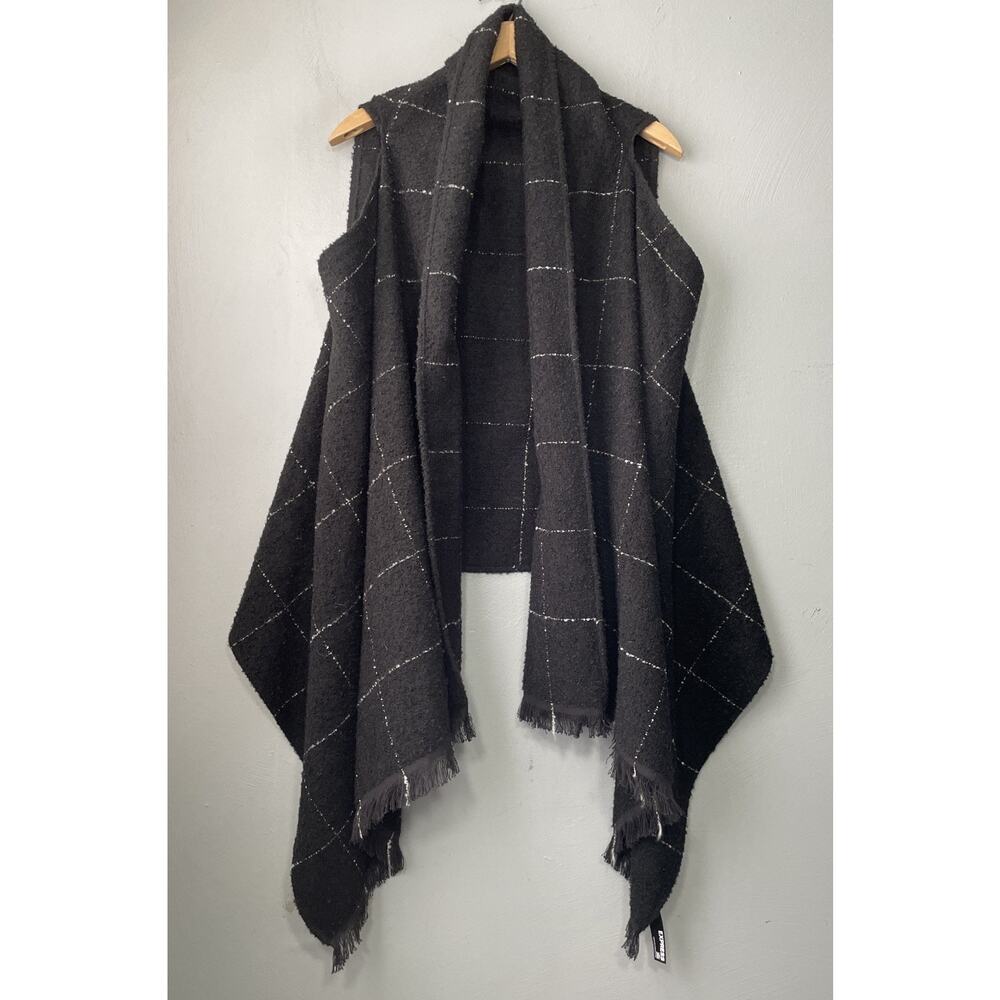 Express One Size Black Plaid Blanket Vest Shawl Fringed Dark Academia Lagenlook